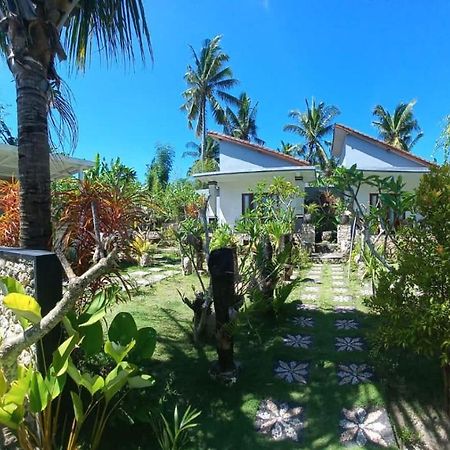 Gasthaus Pinpilinpauxa — Nusa Penida Polilit Exterior foto